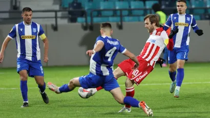 Andrej Pavlović (OFK Beograd) i Aleksandar Katai (Crvena zvezda)